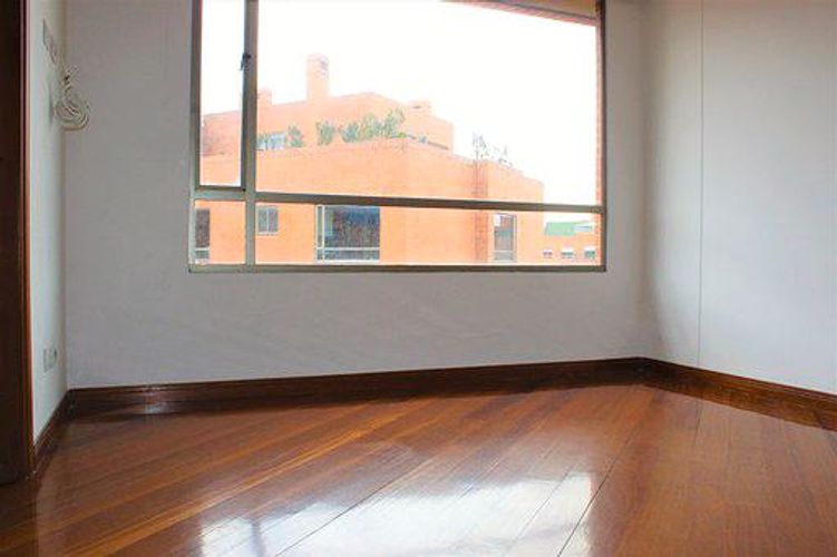 Apartamento de 4 alcobas en venta en Ciudad Salitre, Bogotá, 273 m² · foto 10 de 24