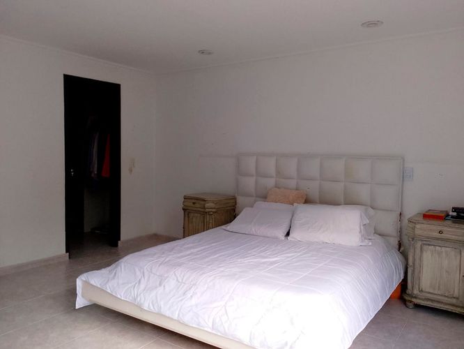 Casa de 3 alcobas en venta en El Poblado, Medellín, 246 m² · foto 7 de 19