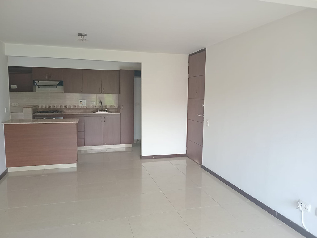 Apartamento en venta en Cumbres, Envigado · foto 5 de 17