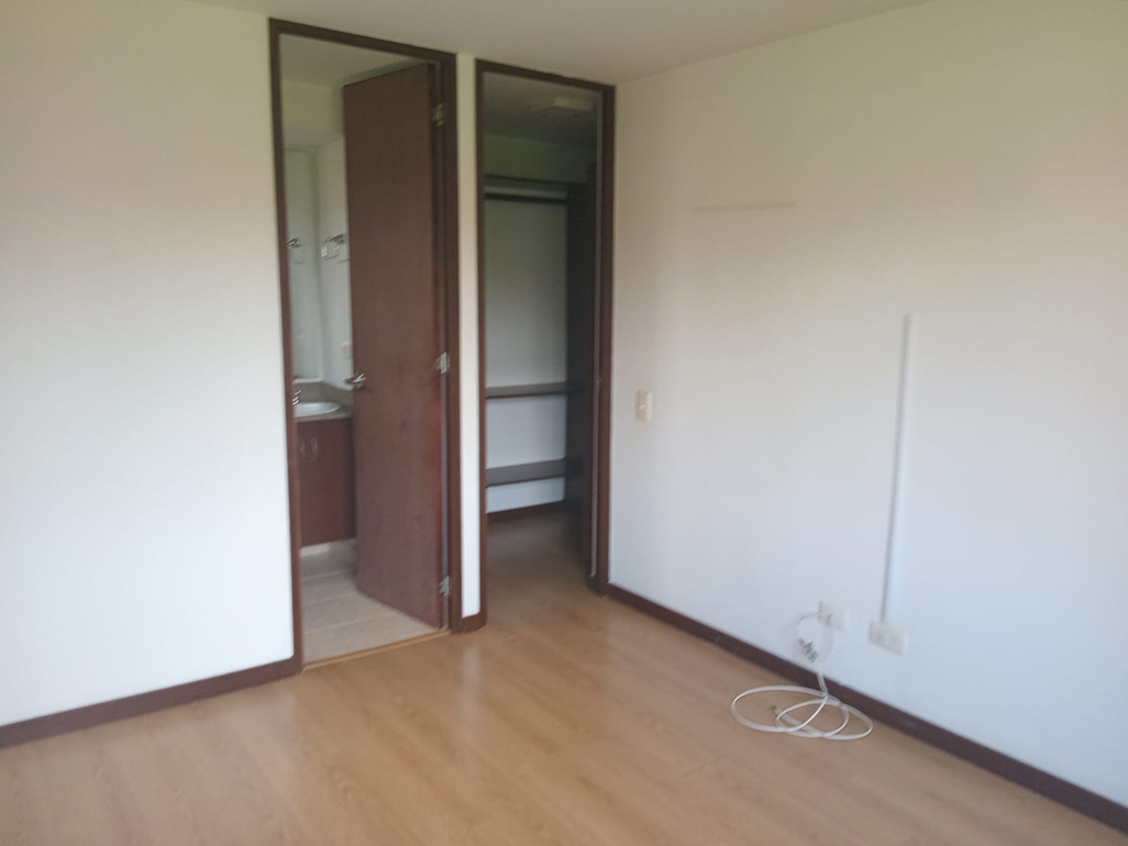 Apartamento en venta en Cumbres, Envigado · foto 9 de 17