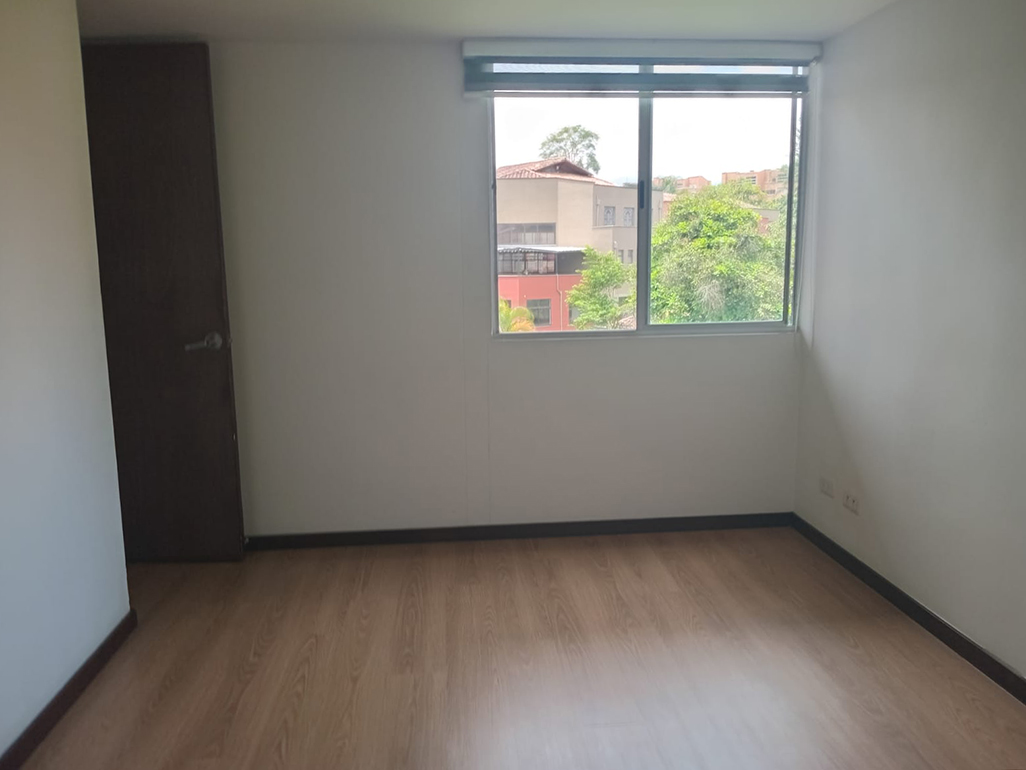 Apartamento en venta en Cumbres, Envigado · foto 11 de 17