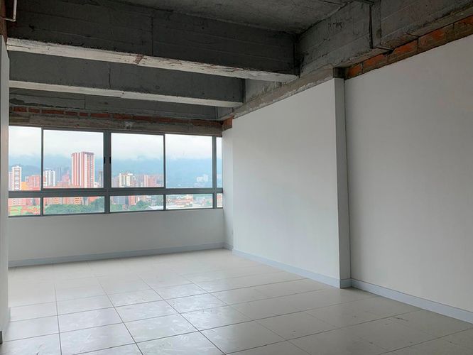 Oficina en venta en Aliadas Del Sur, Sabaneta, 38 m² · foto 2 de 6