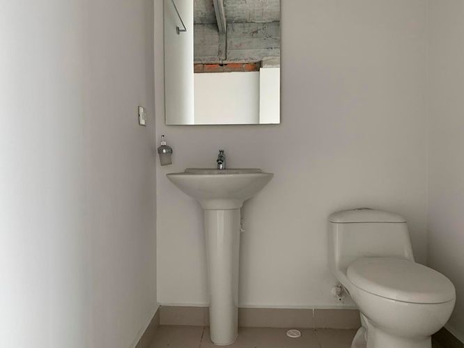 Oficina en venta en Aliadas Del Sur, Sabaneta, 38 m² · foto 6 de 6