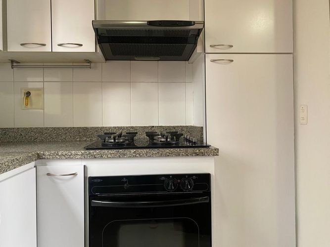 Apartamento de 3 alcobas en arriendo en Castropol, Medellín, 99 m² · foto 5 de 15