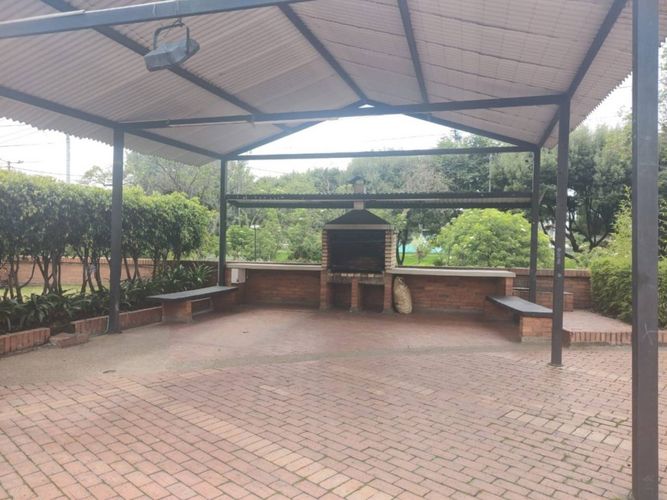 Apartamento en venta en Ciudad Salitre, Bogotá · foto 20 de 24