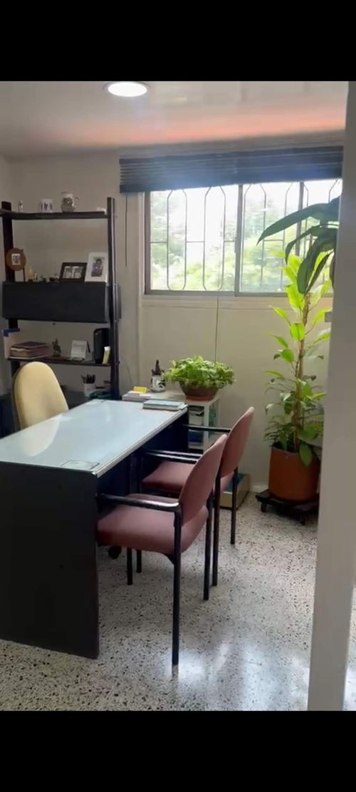 Consultorio en venta en Estadio, Medellín, 36 m² · foto 8 de 11