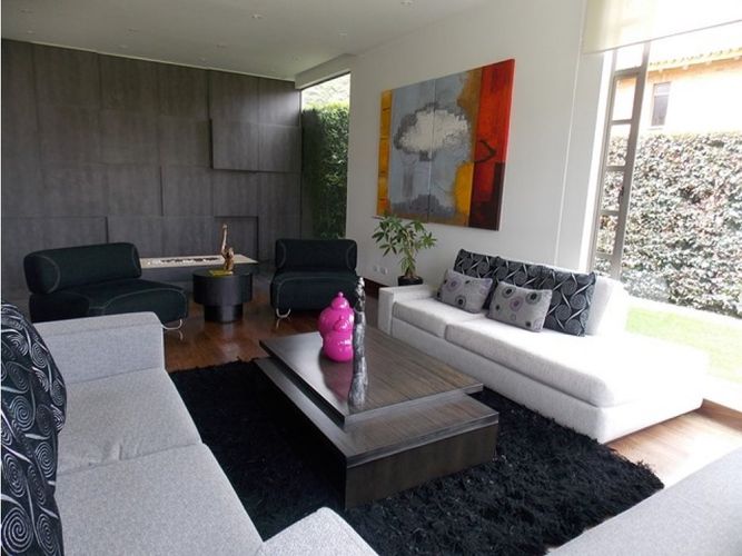 Casa de 4 alcobas en venta en Aposentos, Sopó, 505 m² · foto 5 de 17