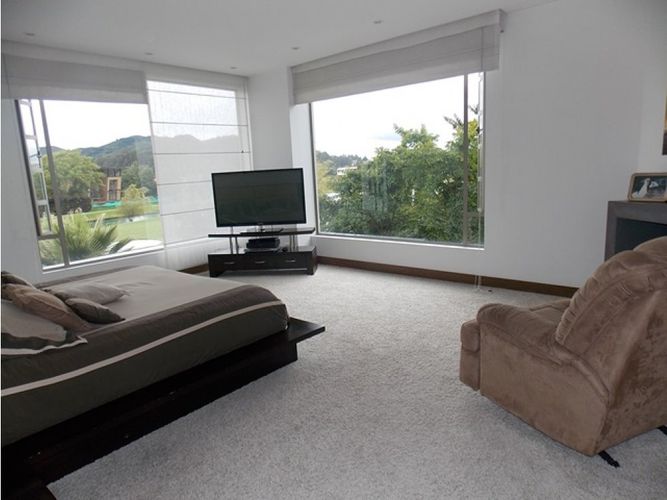 Casa de 4 alcobas en venta en Aposentos, Sopó, 505 m² · foto 6 de 17
