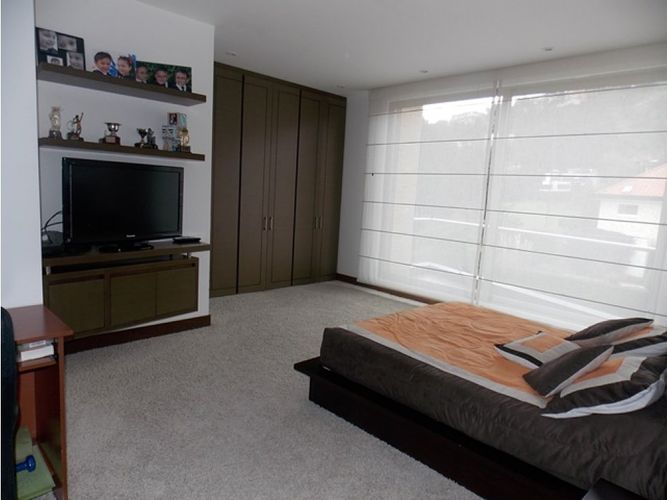Casa de 4 alcobas en venta en Aposentos, Sopó, 505 m² · foto 10 de 17