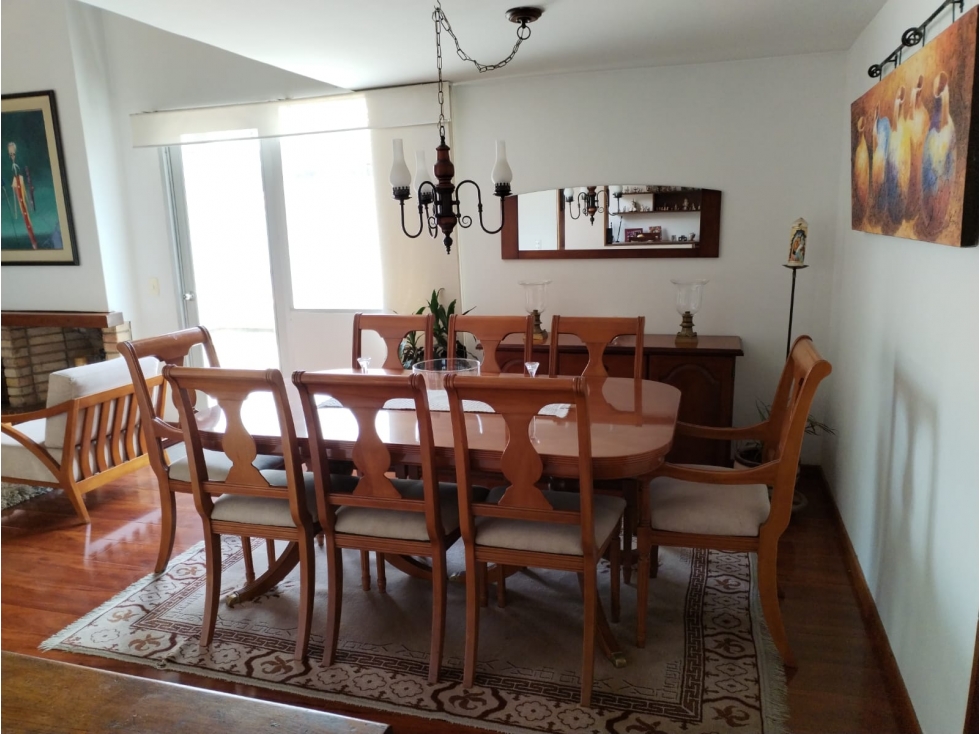 Casa en venta en San Nicolas, Bogotá · foto 3 de 23
