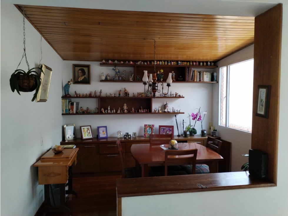 Casa en venta en San Nicolas, Bogotá · foto 12 de 23