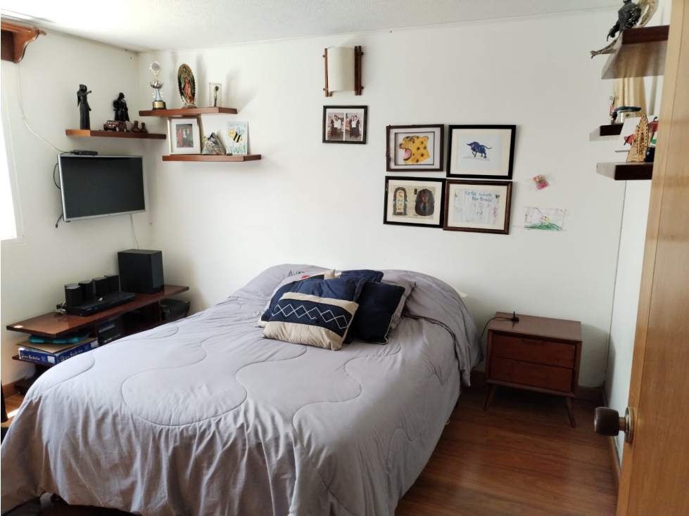 Casa en venta en San Nicolas, Bogotá · foto 13 de 23