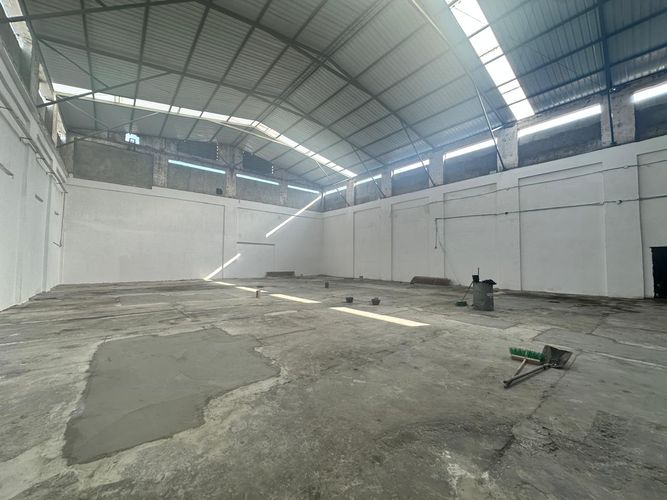 Bodega en arriendo en Las Delicias, Cali, 1200 m² · foto 2 de 9
