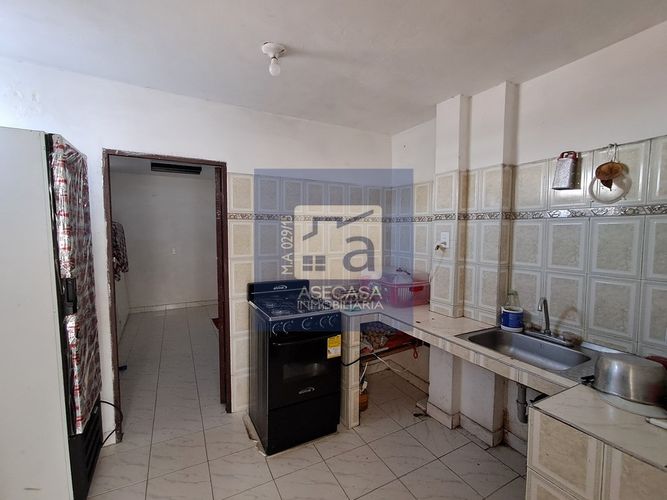 Casa de 8 alcobas en venta en Modelo, Bucaramanga, 378 m² · foto 9 de 23