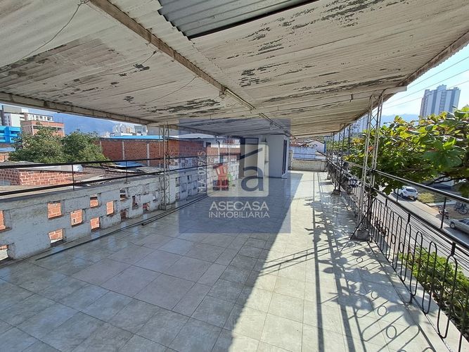 Casa de 8 alcobas en venta en Modelo, Bucaramanga, 378 m² · foto 21 de 23