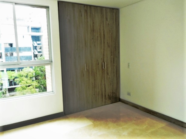 Apartamento en arriendo en Loma De Los Gonzalez, Medellín · foto 7 de 18
