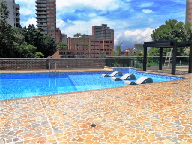 Apartamento en arriendo en Loma De Los Gonzalez, Medellín · foto 18 de 18