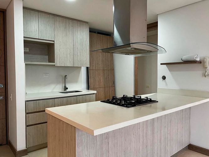 Apartamento de 2 alcobas en arriendo en Loma Del Esmeraldal, Envigado, 70 m² · foto 6 de 15