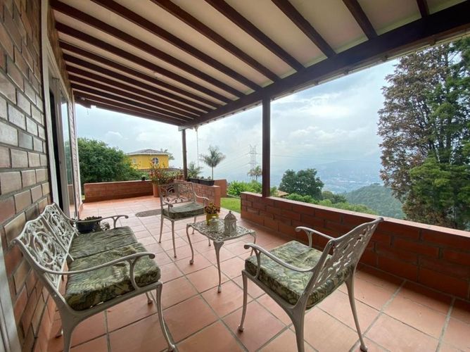 Finca en venta en Belén Altavista, Medellín, 300 m² · foto 9 de 24