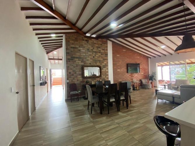 Finca en venta en Belén Altavista, Medellín, 300 m² · foto 14 de 24