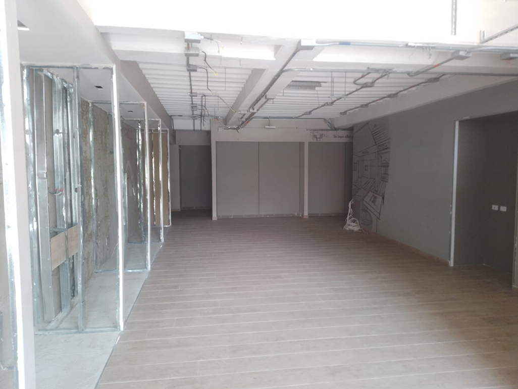 Retail space for rent in Bello, Bello