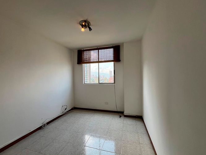 Apartamento de 3 alcobas en arriendo en El Poblado, Medellín, 92 m² · foto 8 de 15