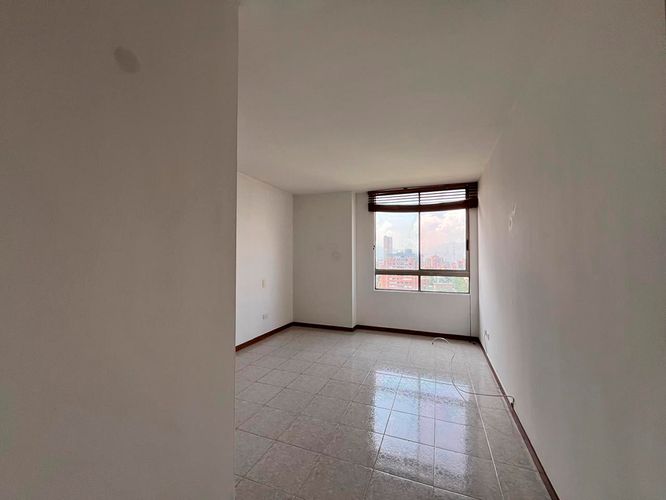 Apartamento de 3 alcobas en arriendo en El Poblado, Medellín, 92 m² · foto 9 de 15