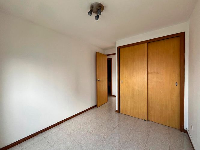 Apartamento de 3 alcobas en arriendo en El Poblado, Medellín, 92 m² · foto 12 de 15