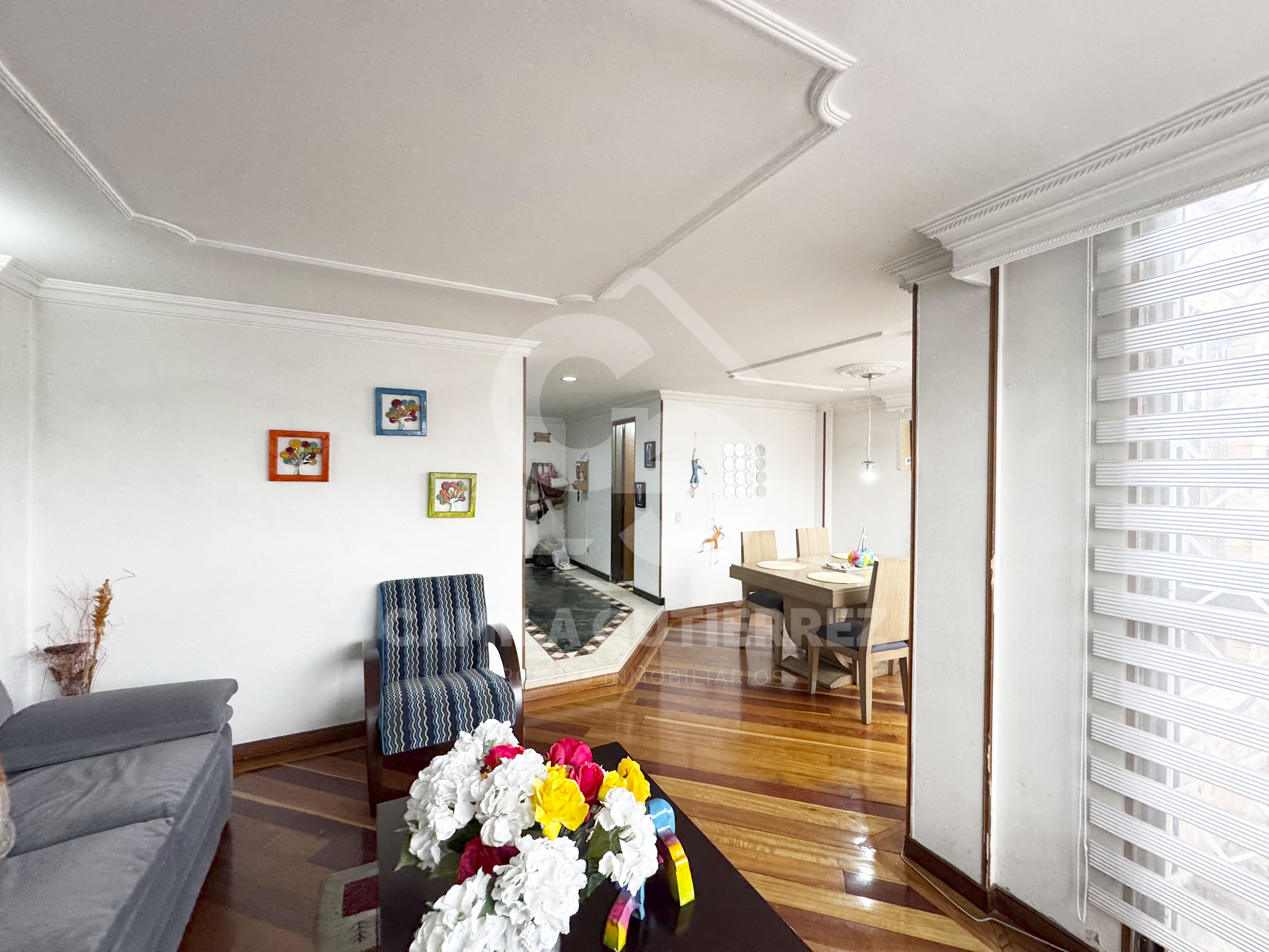 Casa en venta en Cerros De Niza, Bogotá · foto 9 de 24
