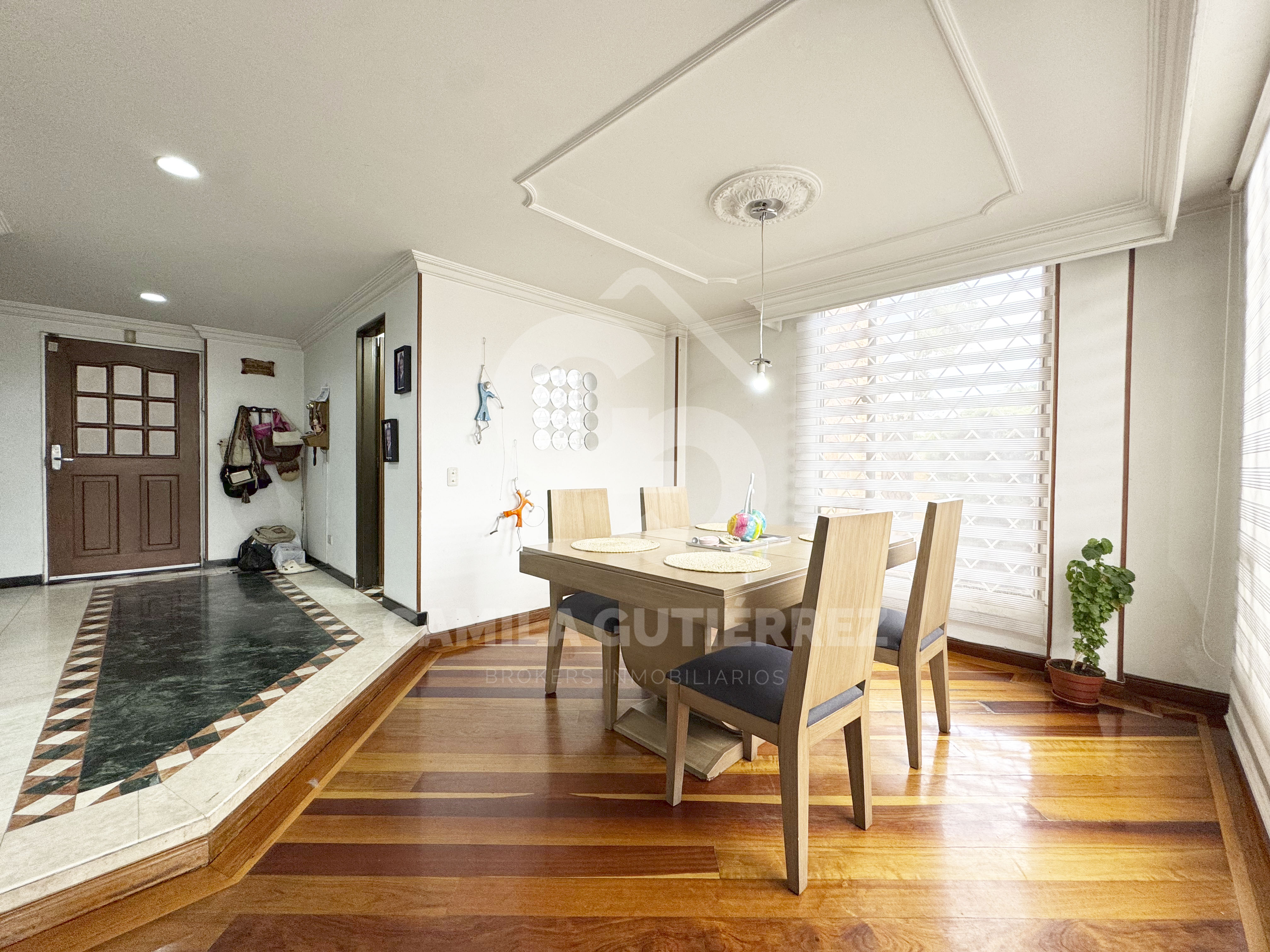 Casa en venta en Cerros De Niza, Bogotá · foto 10 de 24