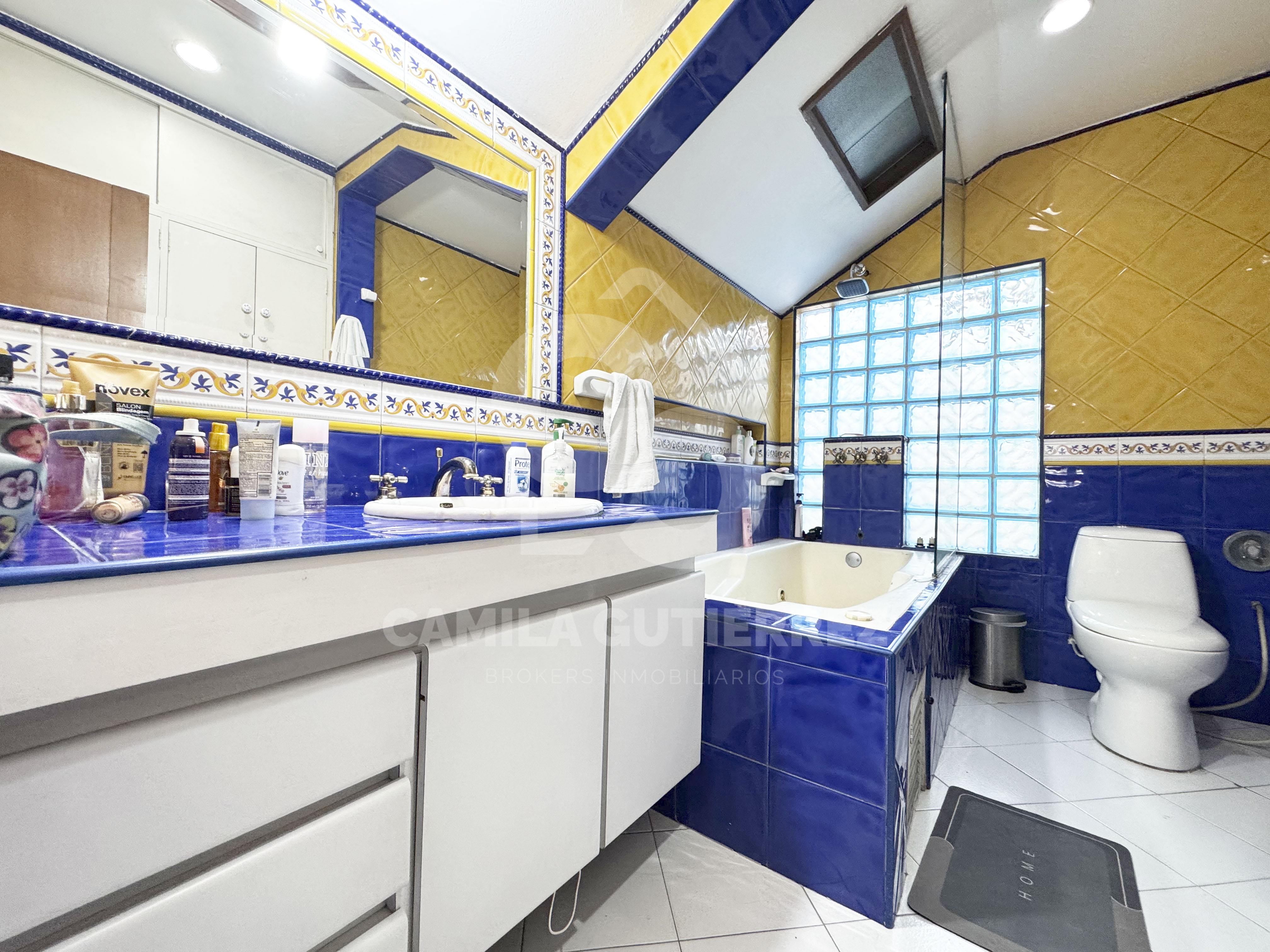 Casa en venta en Cerros De Niza, Bogotá · foto 17 de 24