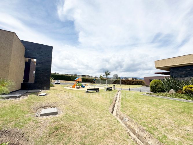 Lote en venta en Conjunto Casa De Campo, La Calera, 2823 m² · foto 20 de 24