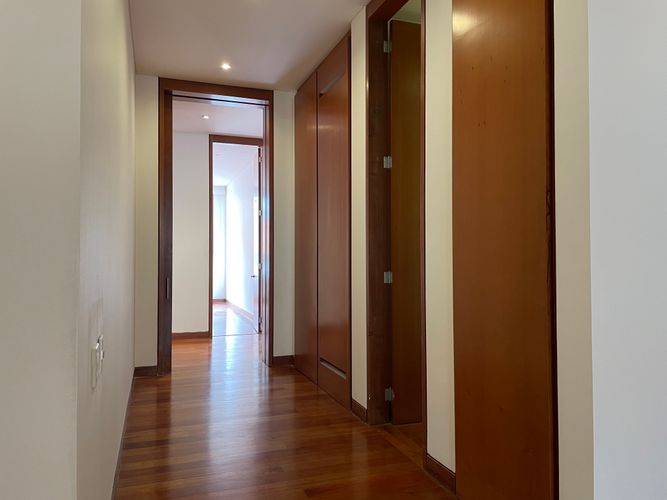 Apartamento de 3 alcobas en arriendo en Chicó Reservado, Bogotá, 316 m² · foto 11 de 19