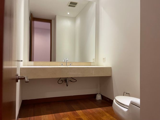 Apartamento de 3 alcobas en arriendo en Chicó Reservado, Bogotá, 316 m² · foto 12 de 19
