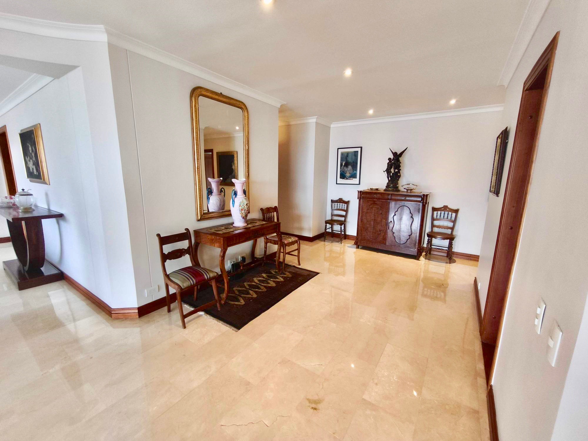 Apartamento en venta en El Poblado, Medellín · foto 23 de 23