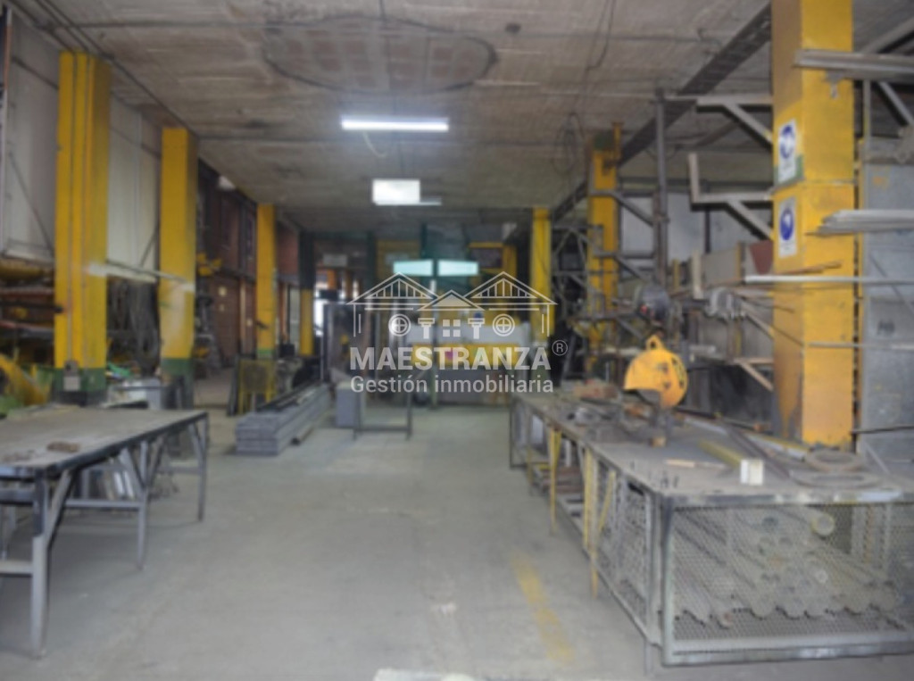 Warehouse for sale in Guayabal, Medellín