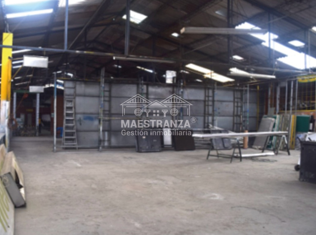 Warehouse for sale in Guayabal, Medellín 4