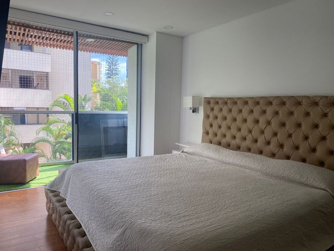 Apartamento de 2 alcobas en arriendo en El Poblado, Medellín, 69 m² · foto 12 de 18