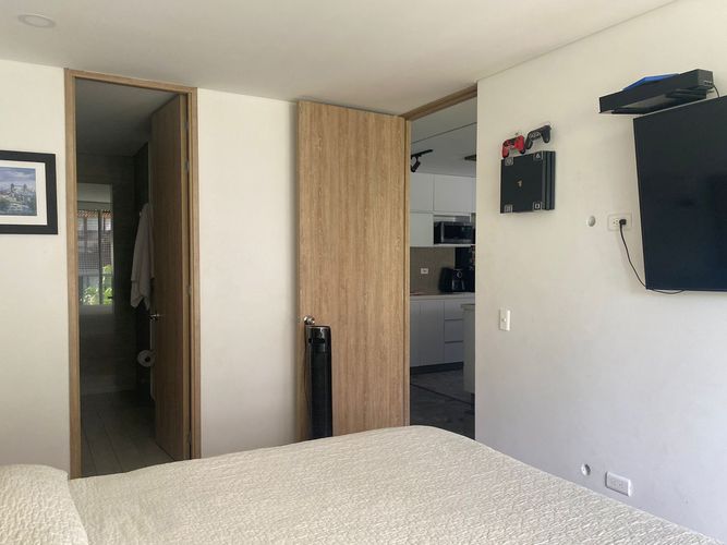 Apartamento de 2 alcobas en arriendo en El Poblado, Medellín, 69 m² · foto 15 de 18