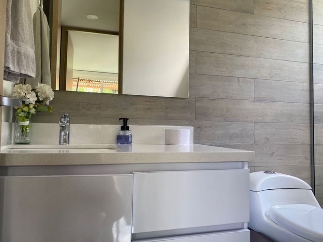 Apartamento de 2 alcobas en arriendo en El Poblado, Medellín, 69 m² · foto 17 de 18