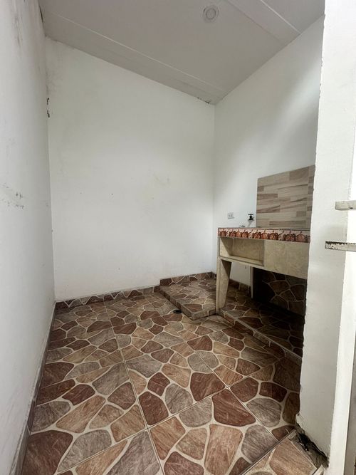 Casa de 1 alcoba en venta en Los Comuneros I Etapa, Cali, 180 m² · foto 21 de 22