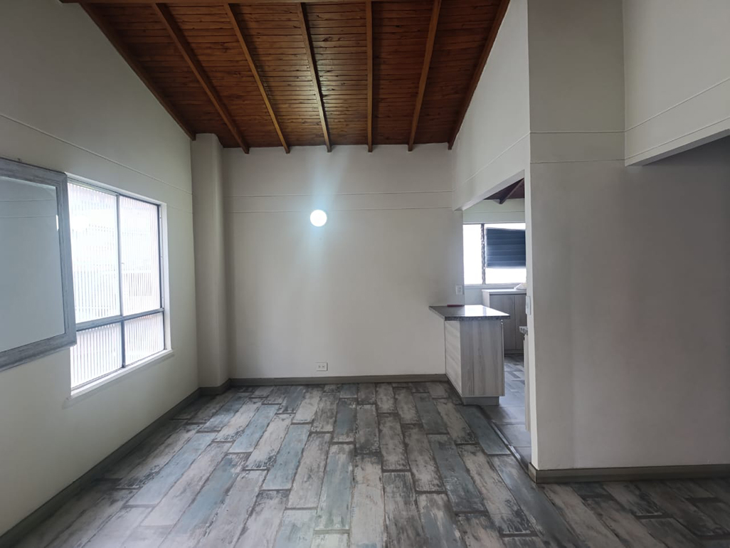 Apartamento en venta en El Poblado, Medellín · foto 3 de 19