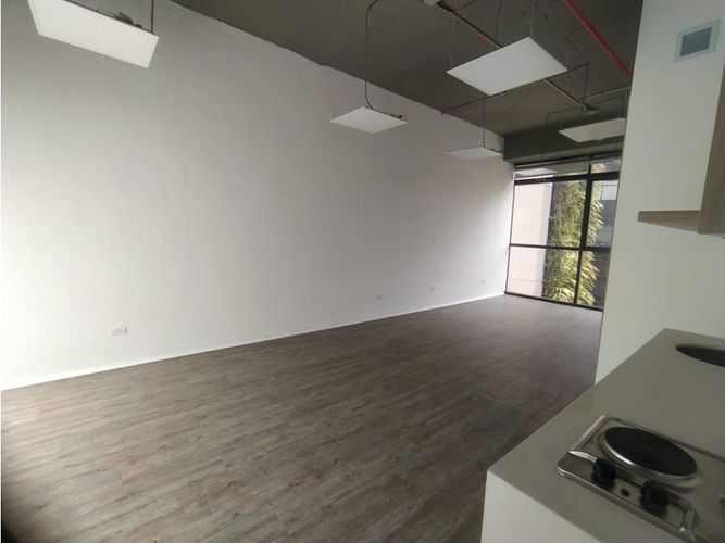 Oficina en arriendo en Las Palmas, Medellín, 37 m² · foto 12 de 15