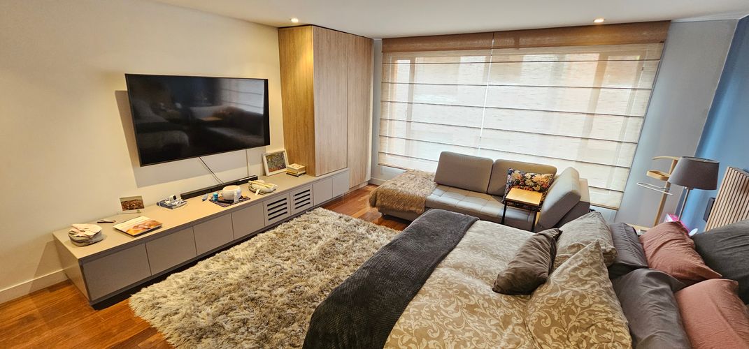 Apartamento de 3 alcobas en venta en La Cabrera, Bogotá, 253 m² · foto 11 de 17