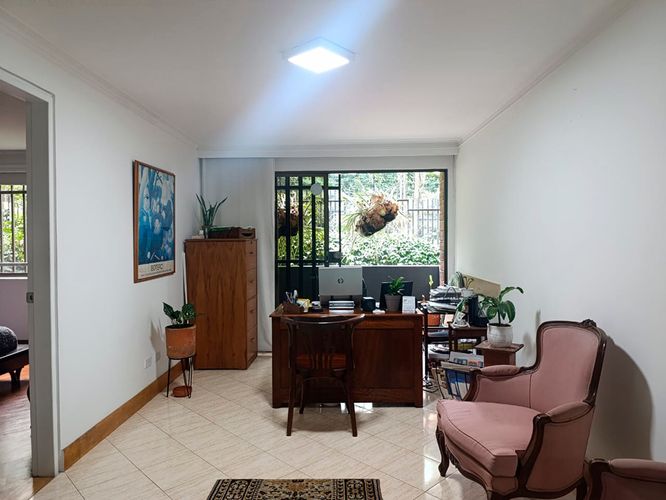 Apartamento de 4 alcobas en arriendo en El Poblado, Medellín, 261 m² · foto 6 de 20