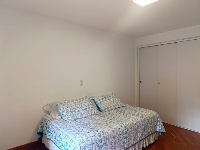 Apartamento de 4 alcobas en arriendo en El Poblado, Medellín, 261 m² · foto 10 de 20