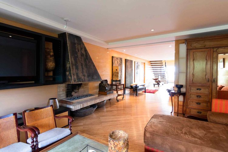 Apartamento de 3 alcobas en venta en Santa Barbara Alta, Bogotá, 350 m² · foto 13 de 24