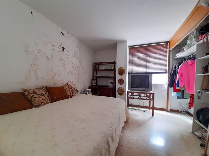 Casa de 3 alcobas en venta en Los Balsos, Medellín, 275 m² · foto 7 de 24