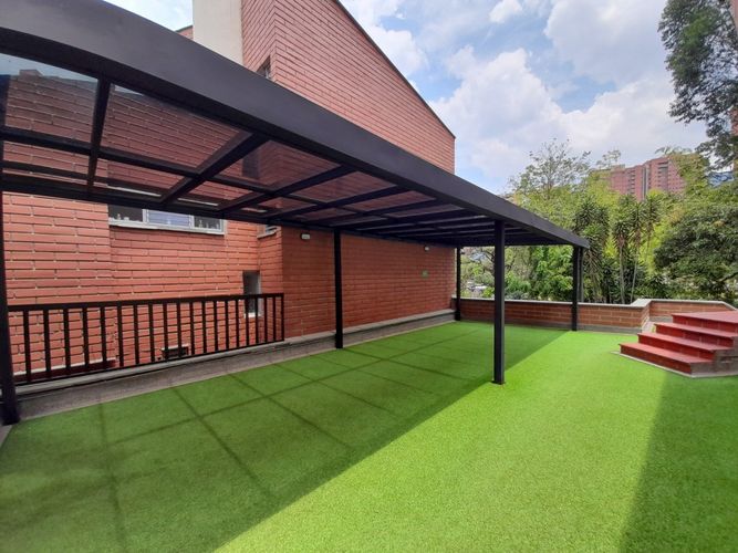 Casa de 3 alcobas en venta en Los Balsos, Medellín, 275 m² · foto 21 de 24