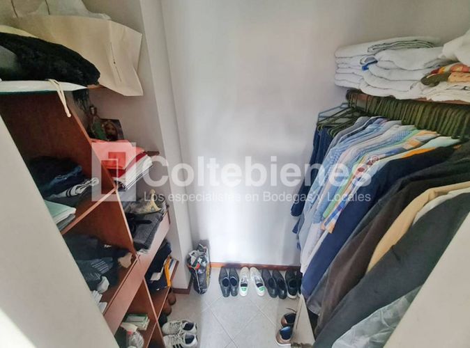 Apartamento de 3 alcobas en venta en El Poblado, Medellín, 94 m² · foto 11 de 24